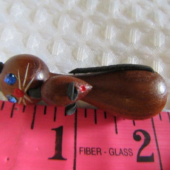 Vintage Teak Wood Cat & Mouse Brooch - Picture 14 of 14